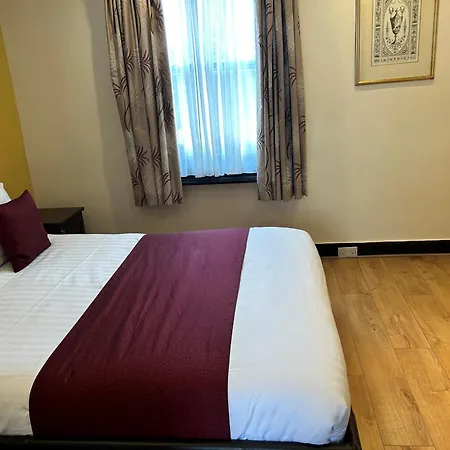La Gaffe - Bed And Breakfast-3